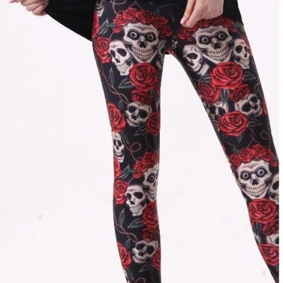 LEGGINS NEGROS CON ROSAS ROJAS Y CALAVERAS